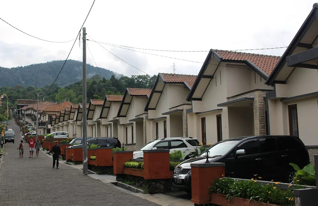 Clv Hotel & Villa-1